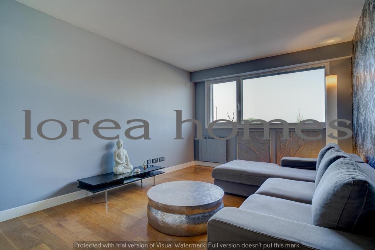 سان سيباستيان La Madame On La Concha Beach, Seaview Apartment المظهر الخارجي الصورة