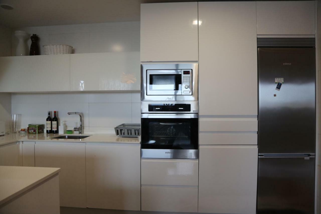 سان سيباستيان La Madame On La Concha Beach, Seaview Apartment المظهر الخارجي الصورة